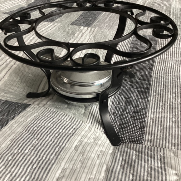 VINTAGE STAINLESS STEEL FONDUE POT WITH STAND & BURNER - Picture 4 of 12